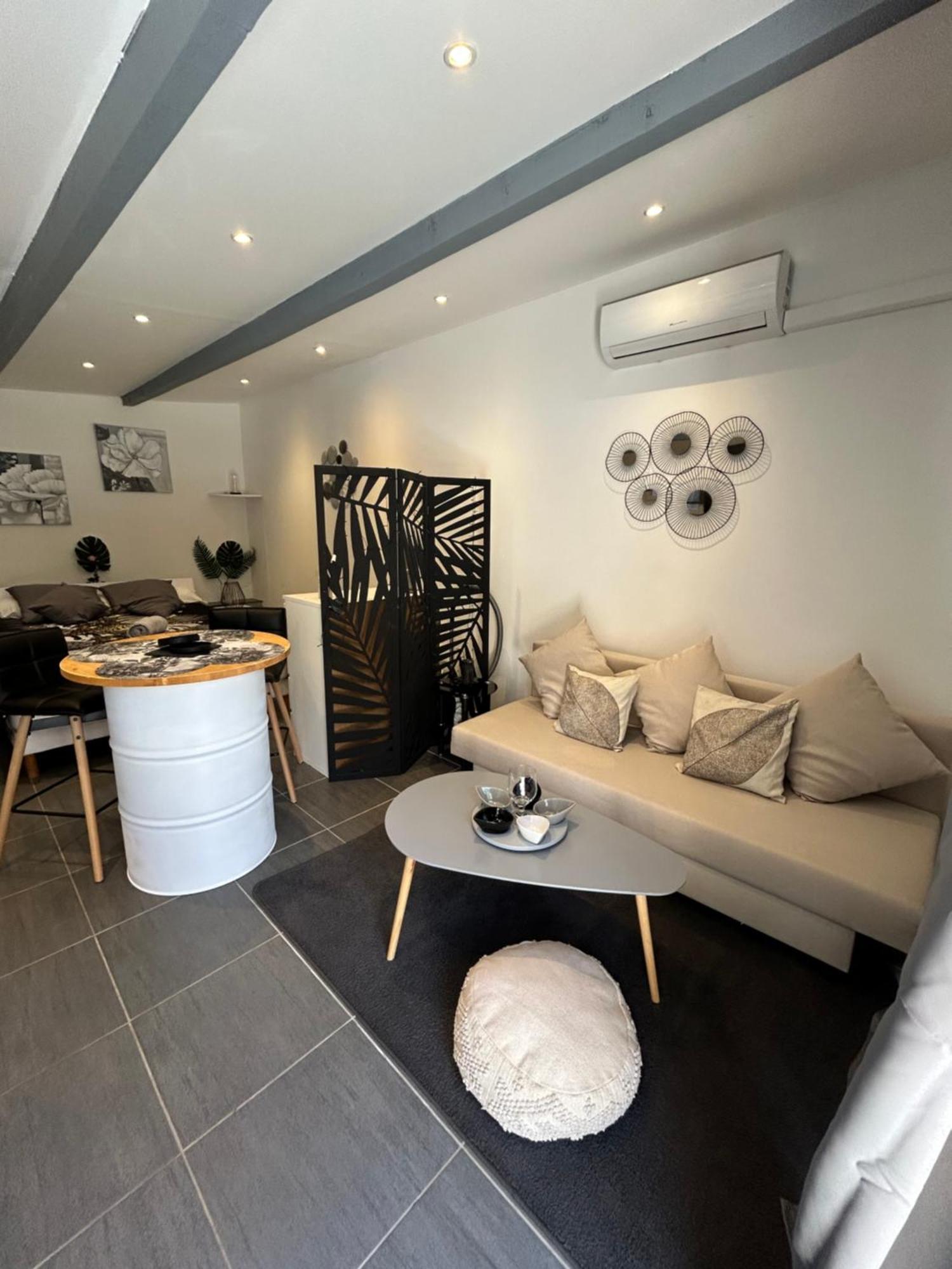 Studio Dans Residence Taradeau Exteriör bild
